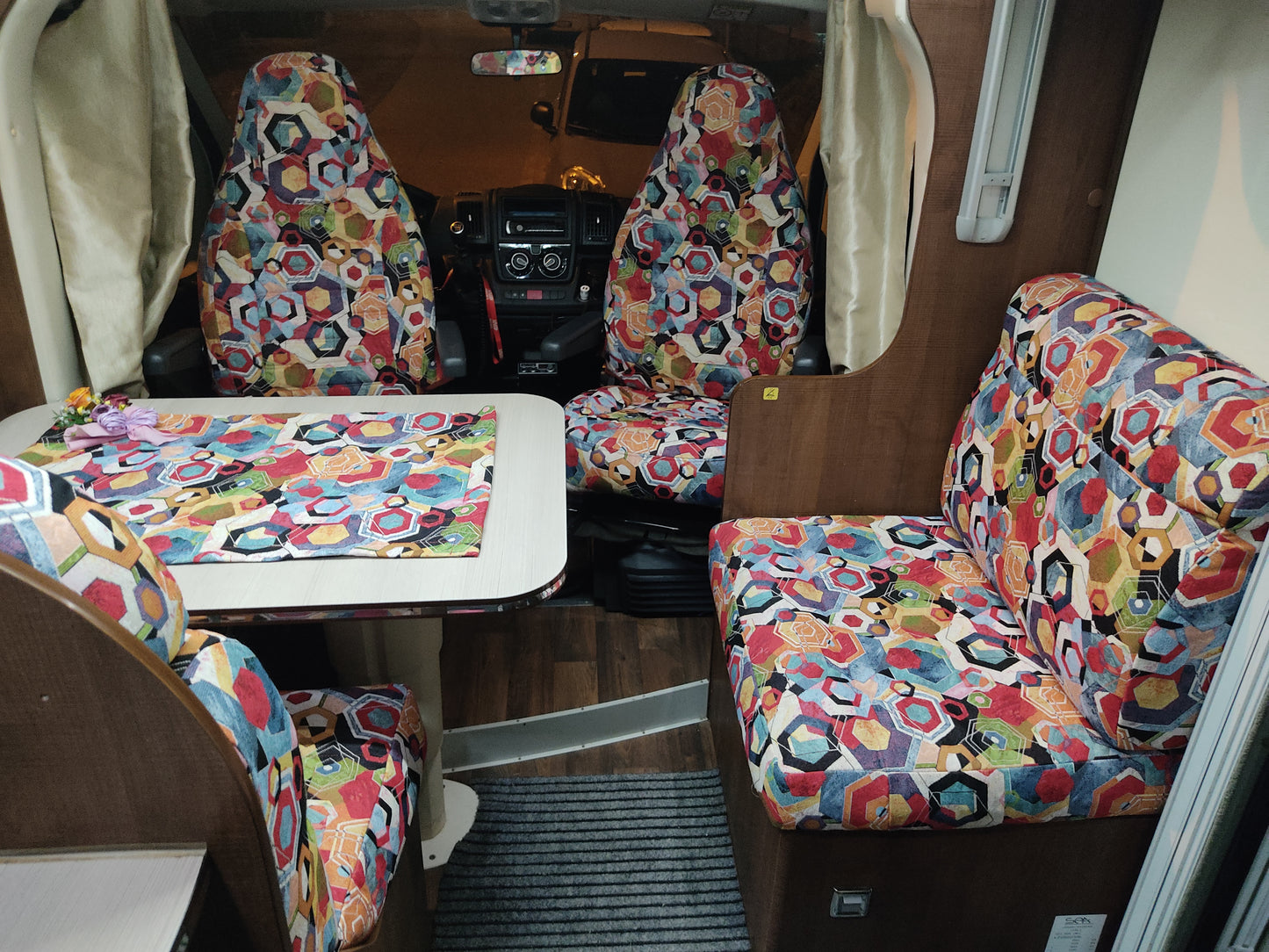 rivestimento su misura interni camper